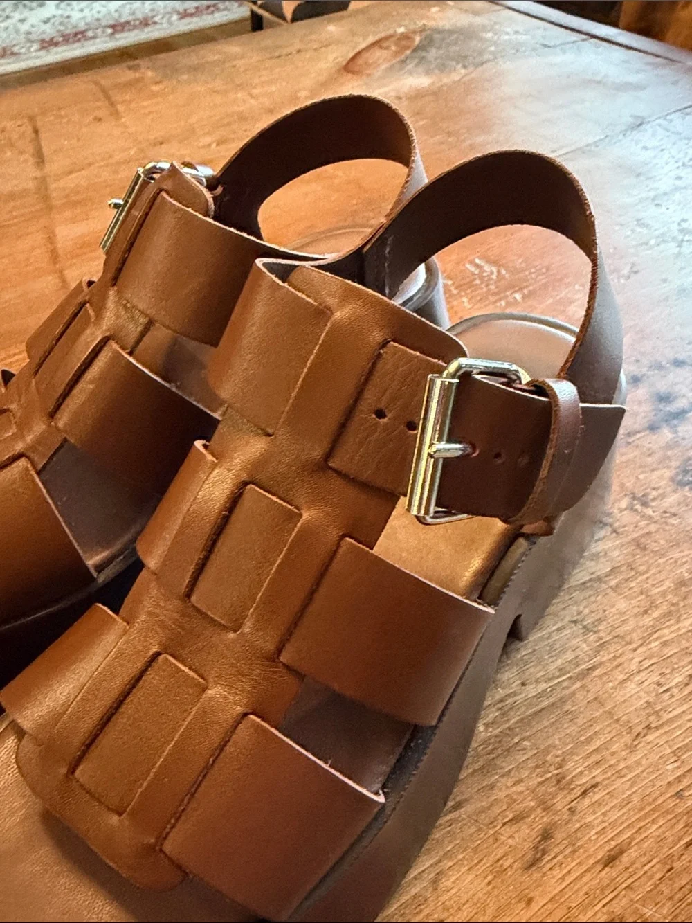 Candie’s chocolate Leather Laura Platform Sandal size 7/37